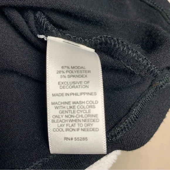 Express one eleven black top size small deep mesh v front and back - Picture 7 of 9